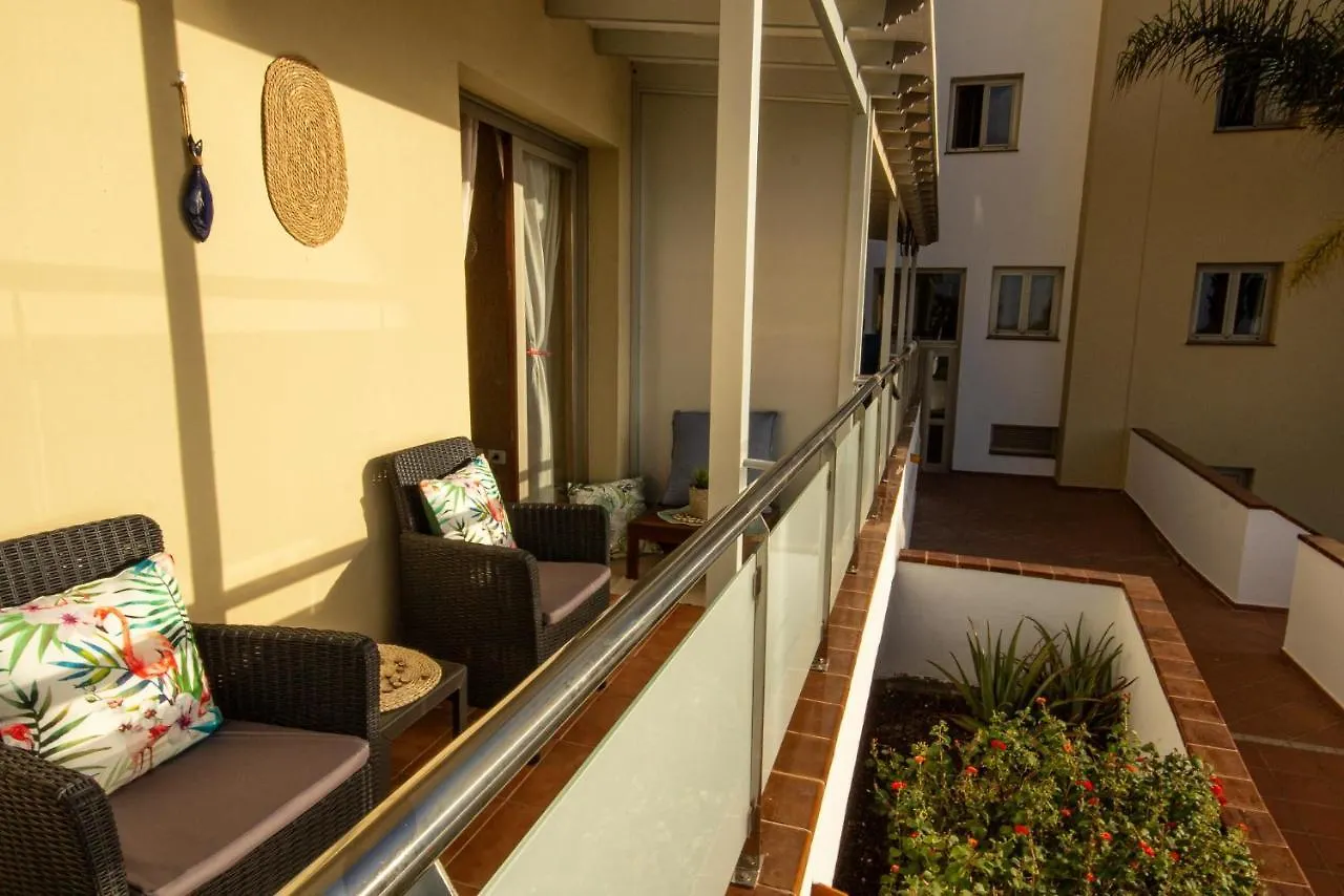 Coastal Apartment With Terrace And Pool Punta Del Hidalgo 0*,  Španělsko